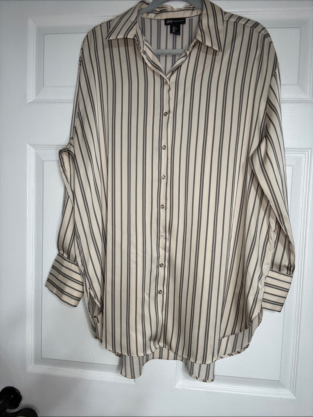 JNY Cream & Black Vertical-Stripe Button-Down Shirt